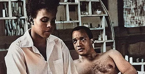 "לא יכולה בלי זה"