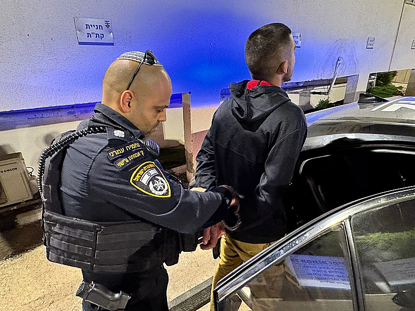 מעצר הפלסטיני שירק על קצינת צה"ל באוטובוס בר"ג