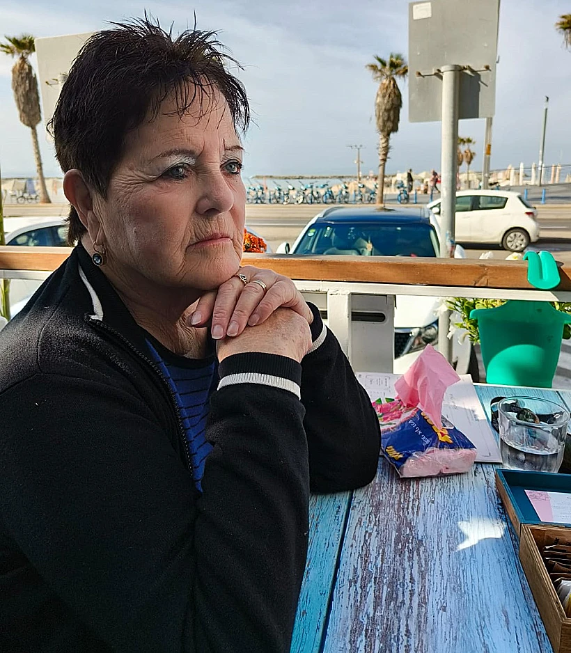 תמר קוץ, אימו של אביב שנרצח עם אשתו וילדיו בכפר עזה