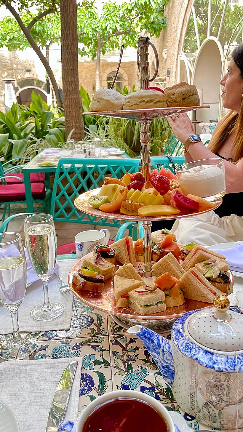 אמריקן קולוני