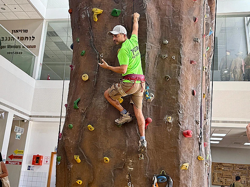 פארק אתגרים טופ94