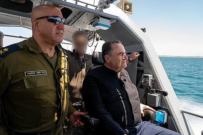 שר הביטחון כ"ץ ומפקד זרוע הים סלמה