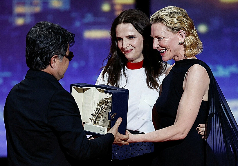 קייט בלאנשט וז'ולייט בינוש