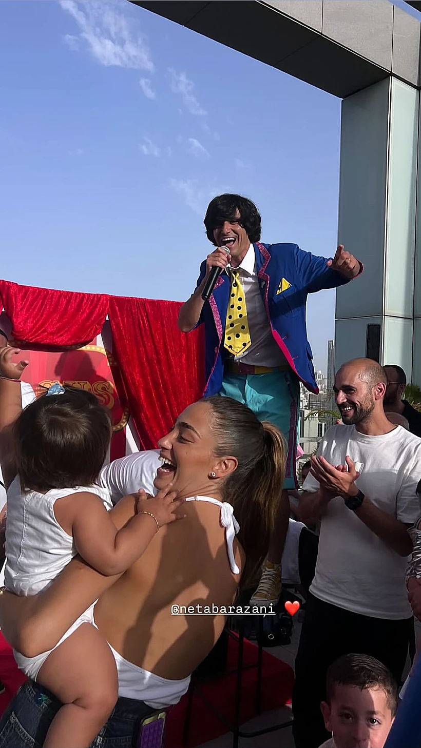 נטע ברזני עם בנה מנדי