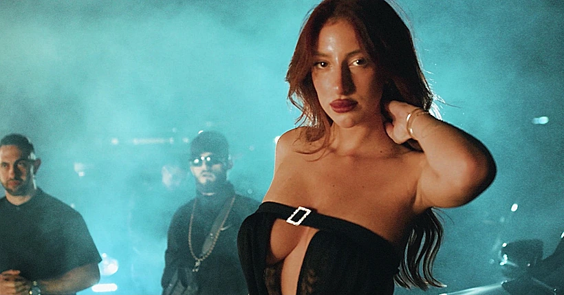 מאי ערב בקליפ לשיר "Mueve