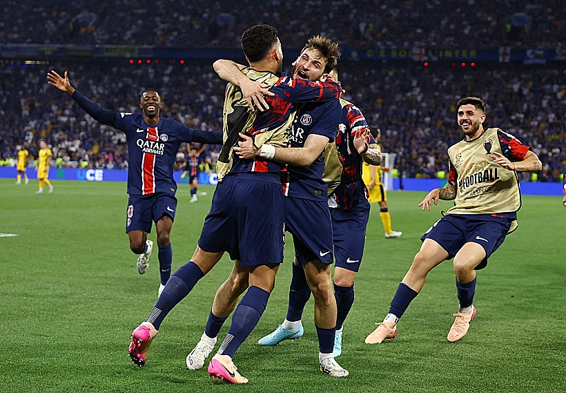 גמר ליגת האלופות שחקני פ.ס.ז'. חוגגים בגמר ליגת האלופות