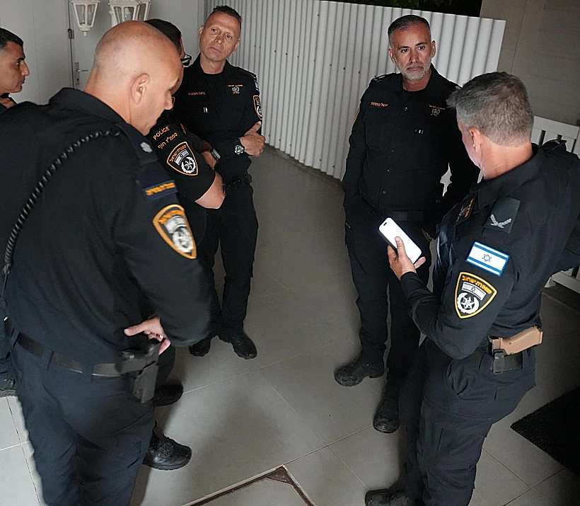 כוחות משטרה בזירת הרצח בנהריה