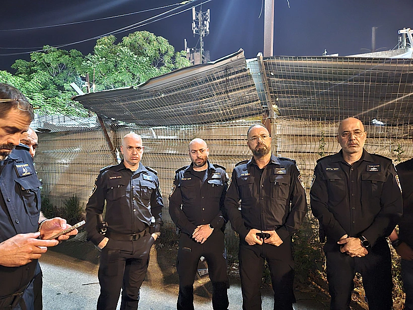 השוטרים בזירת הרצח בתל אביב