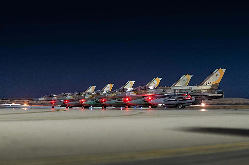 מטוסי חיל האוויר ממריאים לתקיפה באיראן