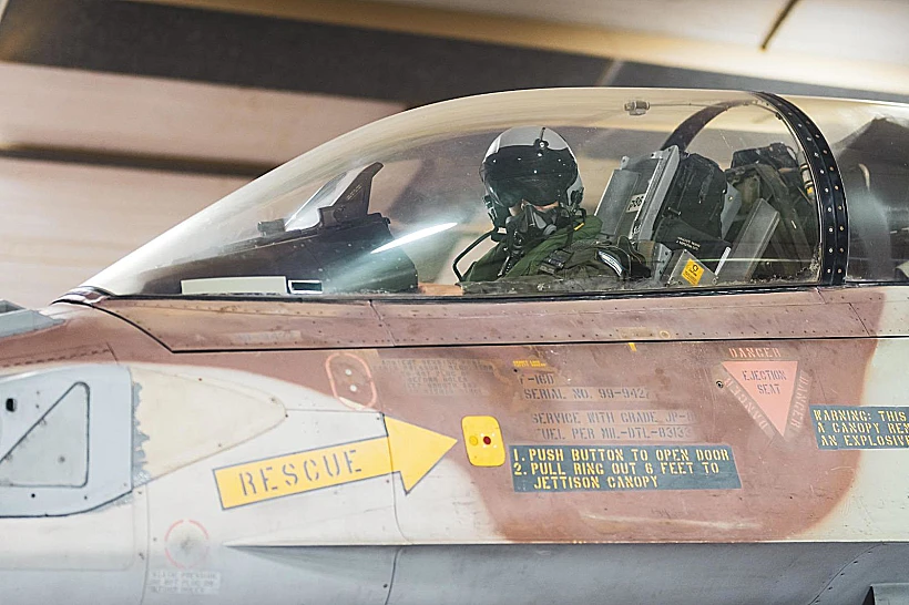 מטוסי חיל האוויר ממריאים לתקיפה באיראן