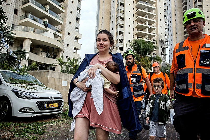 אחת מזירות הנפילה במרכז