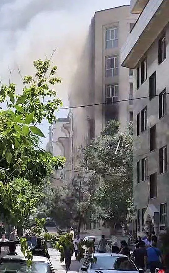 הבניין שנפגע בטהרן לפי הדיווחים