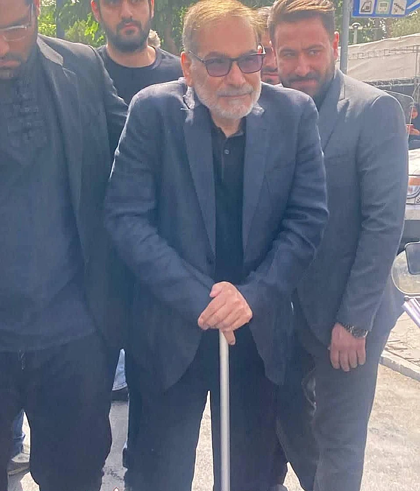 עלי שמח׳אני, יועצו של המנהיג העליון, בטקס ההלוויה ההמוני בטהרן