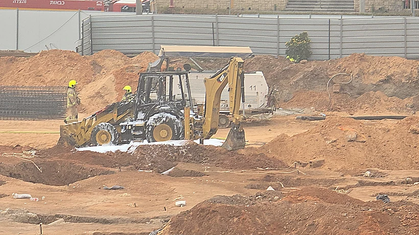 הטרקטור שהציתו החרדים הקיצוניים ביהוד