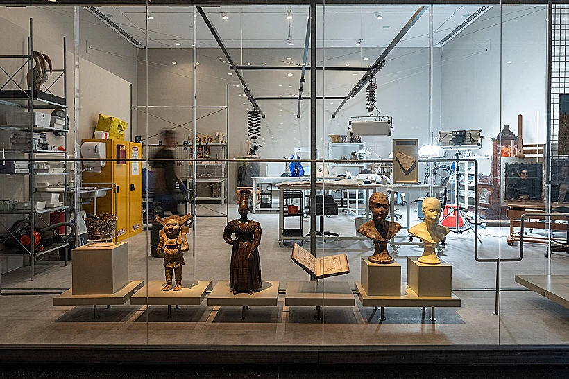 מעבדה שקופה, חוויה יוצאת דופן למבקרים