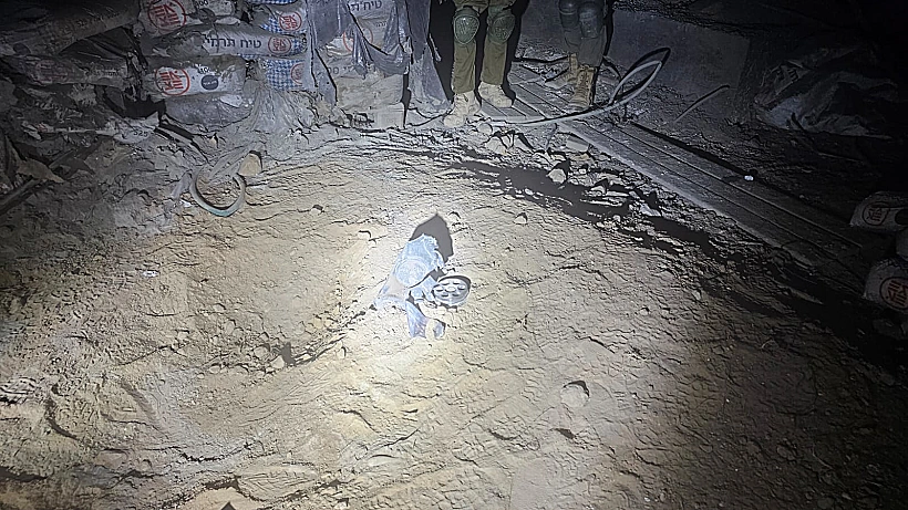 נפילת רקטה מעזה בנירים