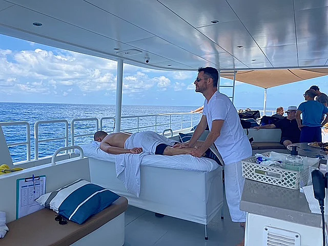 שייט הולידיי במרינה הרצליה