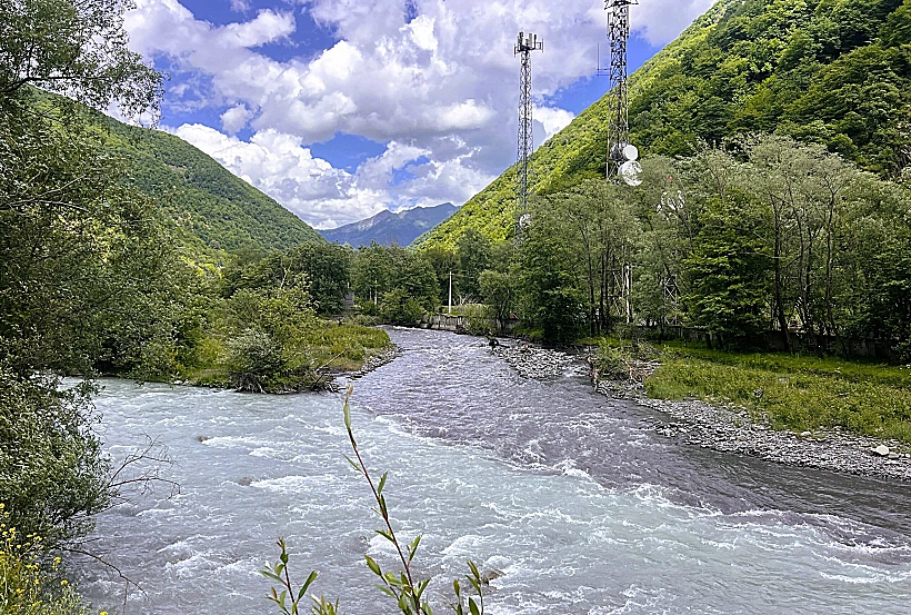 מפגש הנהרות Mtkvari ו-Aragvi גאורגיה