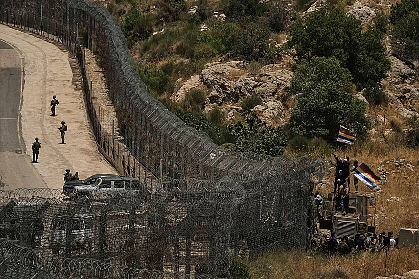 אזרחים דרוזים מסוריה מפגינים בגבול