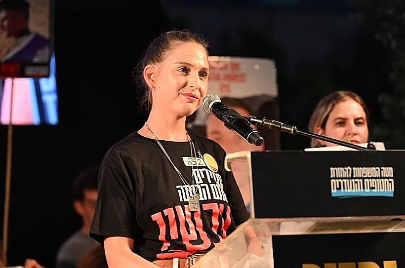 דורון שטיינברכר בכיכר החטופים