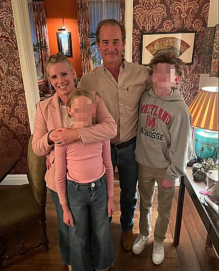 קריסטין קאבוט ובן הזוג אנדרו קאבוט