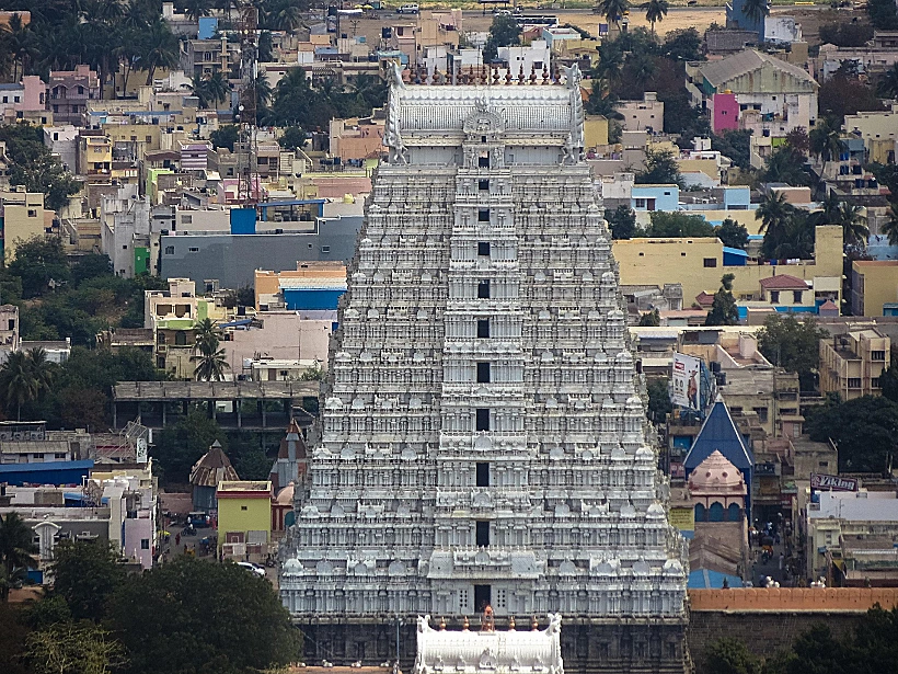 מקדש ארונאצ'אלשוואר בטירובאנאמאלאי הודו