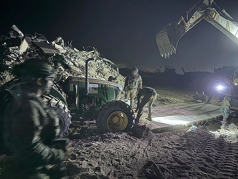 טרקטור שנגנב מכפר עזה והושב על ידי לוחמי גבעתי