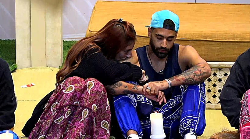 נתנאל ומאי במשימת הודו