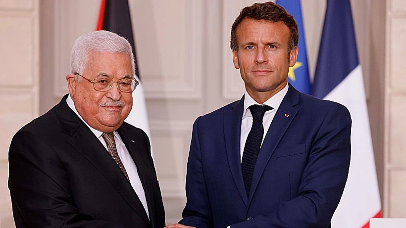 מקרון ואבו מאזן. ארכיון