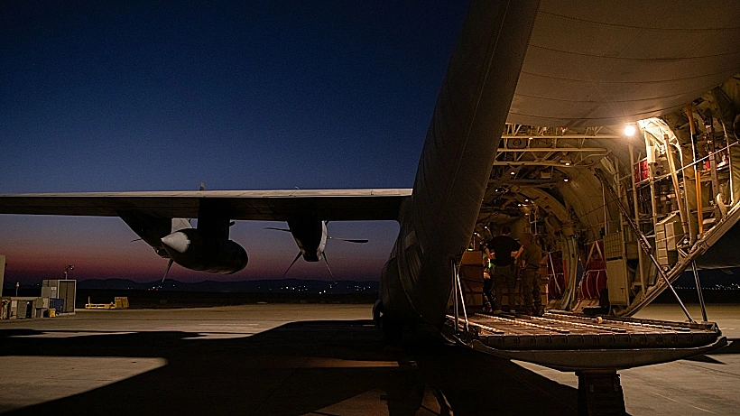 הכנות להצנחת סיוע לרצועת עזה