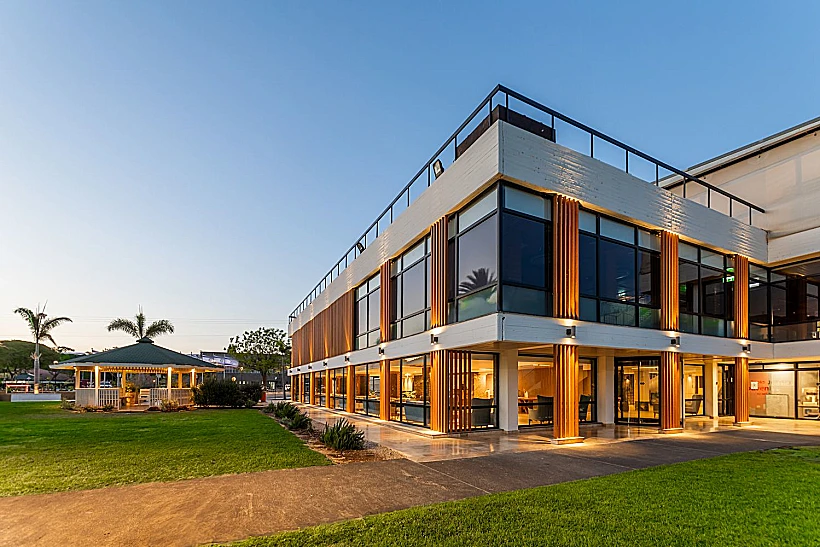 מלון נוף גינוסר על שפת הכנרת