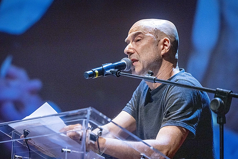 דרור קרן סופד לאלון אבוטבול בטקס האשכבה