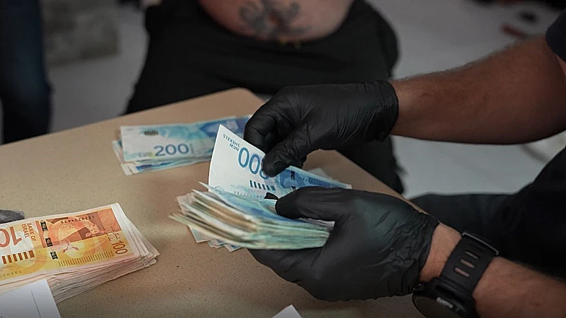 כסף מזומן שנמצא בדירה