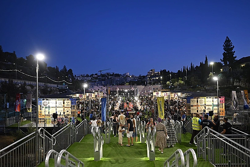 פסטיבל "חוצות היוצר
