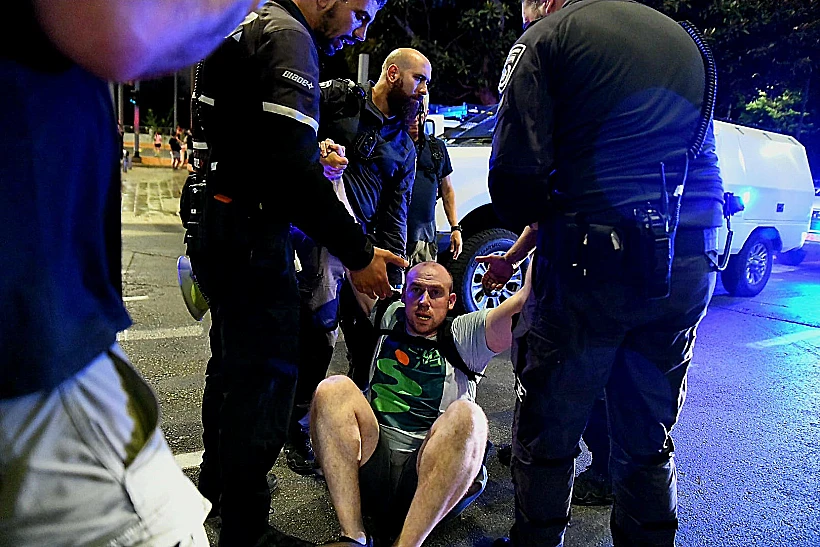 מעצר בהפגנות בתל אביב