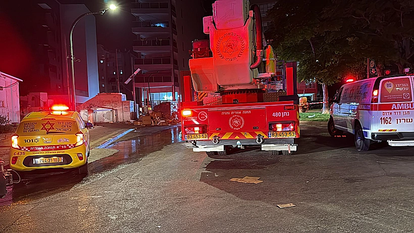 זירת השריפה ברחוב המייסדים בנתניה