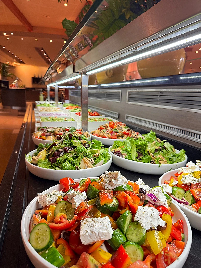 בופה בוקר, מלון דן