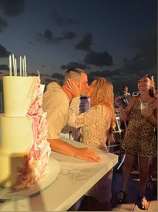 רותם סלע ובעלה אריאל רוטר