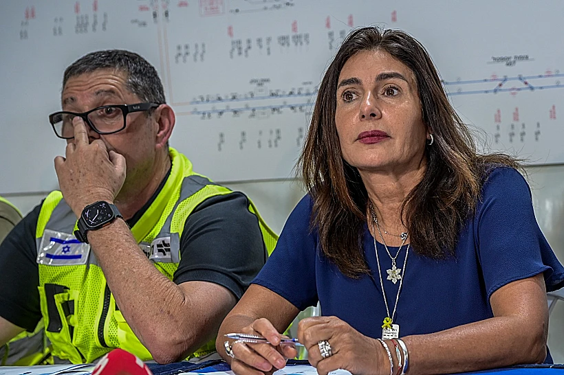 שרת התחבורה מירי רגב במסיבת העיתונאים