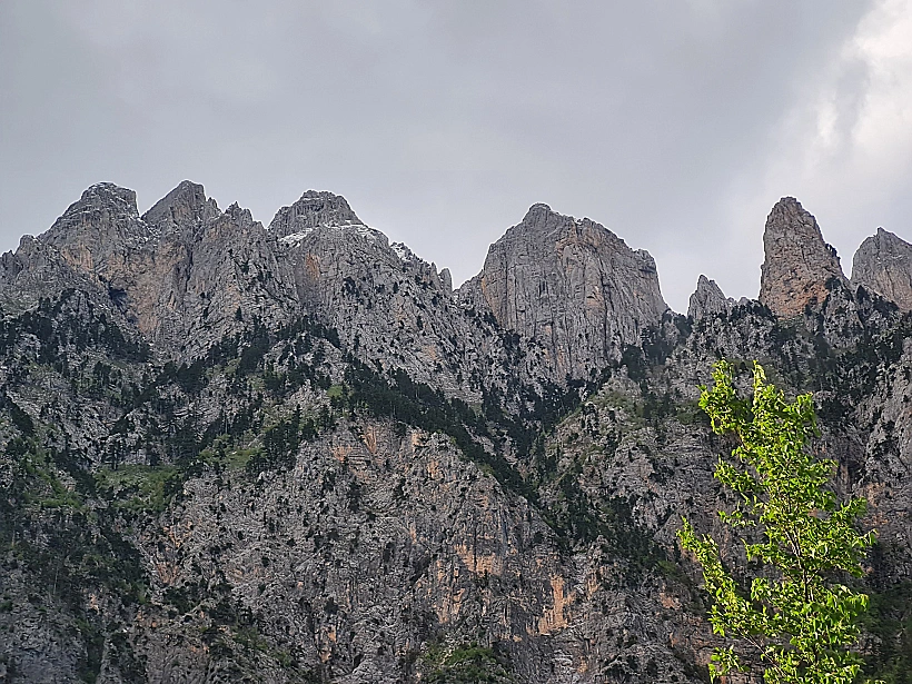 רכסי "ההרים המקוללים