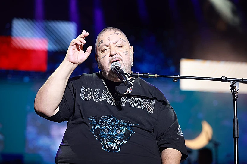 ארקדי דוכין במופע המחווה למתי כספי