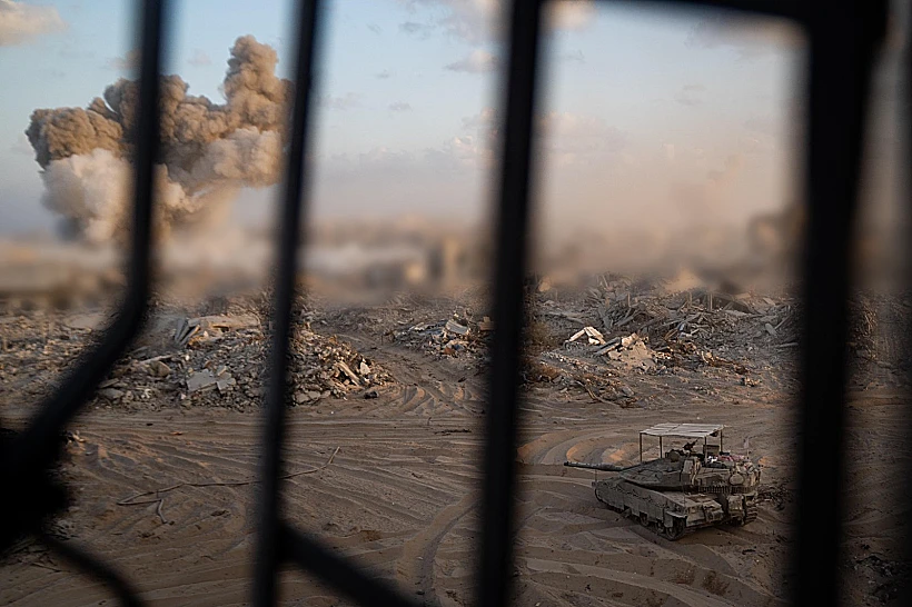 כוחות חטיבה 401 בפאתי שכונת שיח' רדואן בעיר עזה