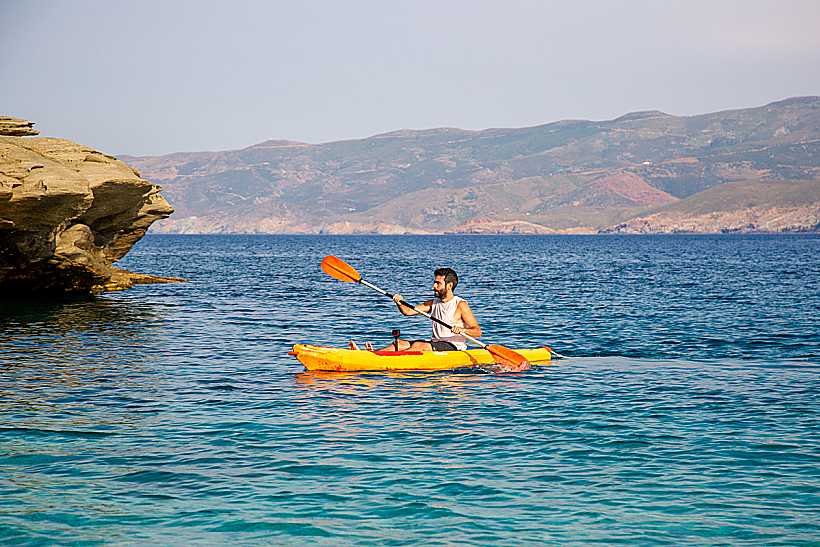 שייט קייקים האי היווני אנדרוס