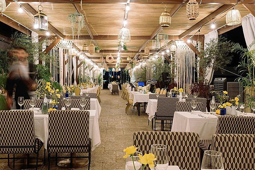 סוכה ענקית במלון התיאטרון