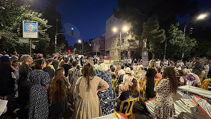 קבלת שבת מול מעון רה"מ