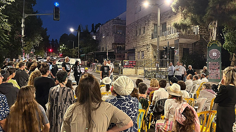 קבלת שבת מול מעון רה"מ