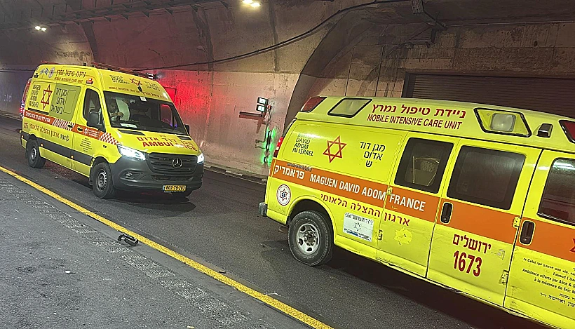 זירת התאונה הקטלנית בכביש 1 בירושלים