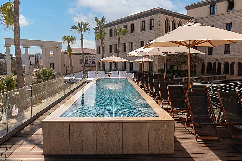 הבריכה החדשה במלון "סטאי תל אביב"