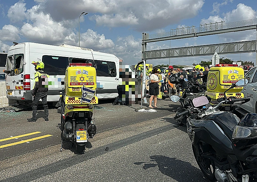 זירת התאונה בכביש 5 ליד גלילות