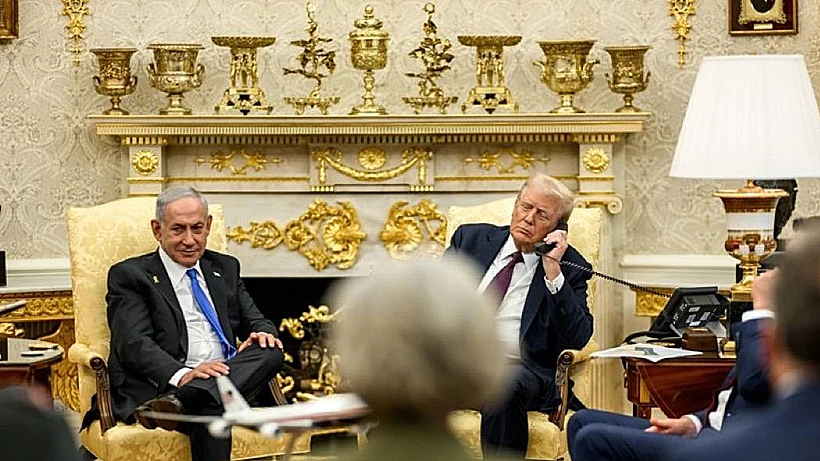 טראמפ ונתניהו בשיחת טלפון עם ראש ממשלת קטר בבית הלבן